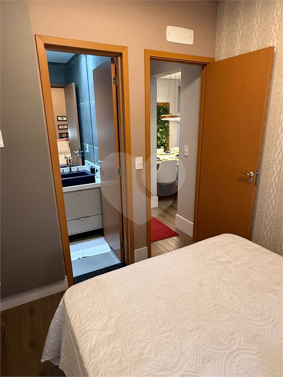 Apartamento à venda com 2 quartos, sendo 1 suíte,  em Campestre, Santo André, SP