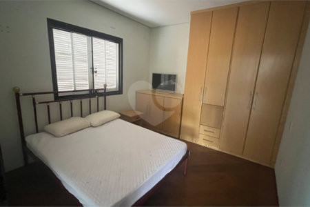 Sobrado à venda ou para alugar com 4 quartos, sendo 2 suítes, em Jardim Terceiro Centenário, Atibaia, SP
