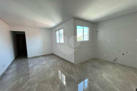 Apartamento à venda com 2 quartos, sendo 1 suíte,  em Vila Guarani, Santo André, SP