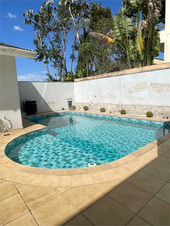 Casa à venda com 4 suítes no condomínio Aruã Lagos, Mogi das Cruzes - SP