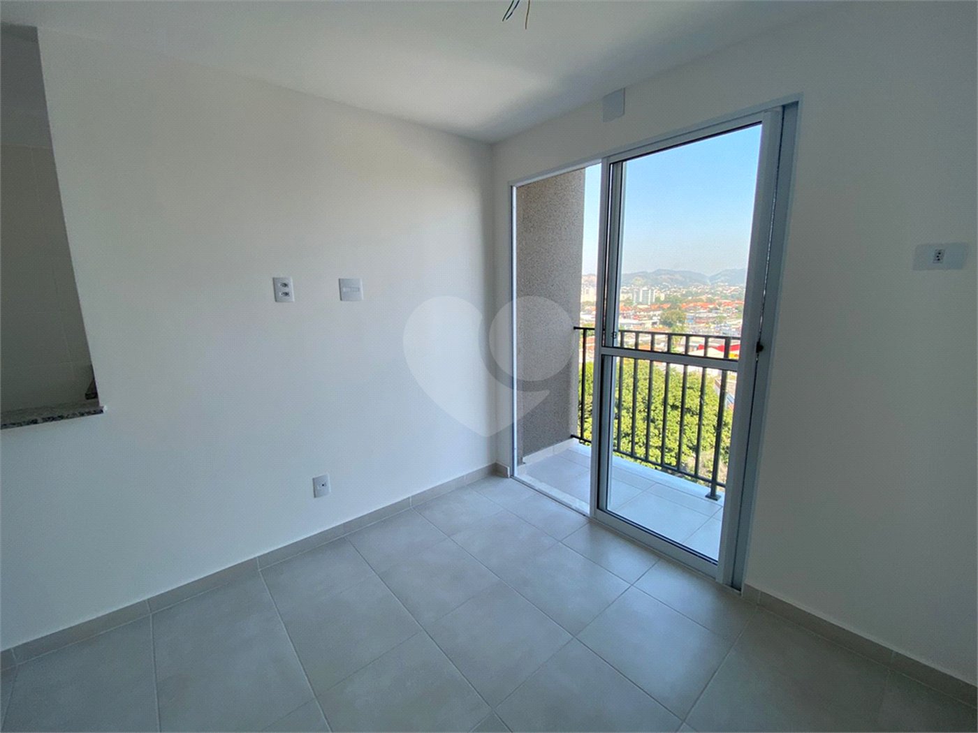Apartamento à venda com 2 quartos, sendo 1 suíte, em Campo Grande, Rio de Janeiro, RJ