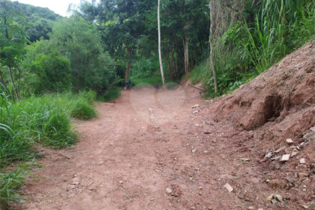 Terreno à venda em Mogi Moderno, Mogi das Cruzes, SP