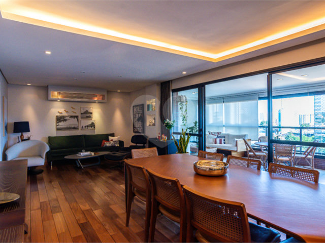 Apartamento à venda com 3 suítes em Granja Julieta, São Paulo, SP
