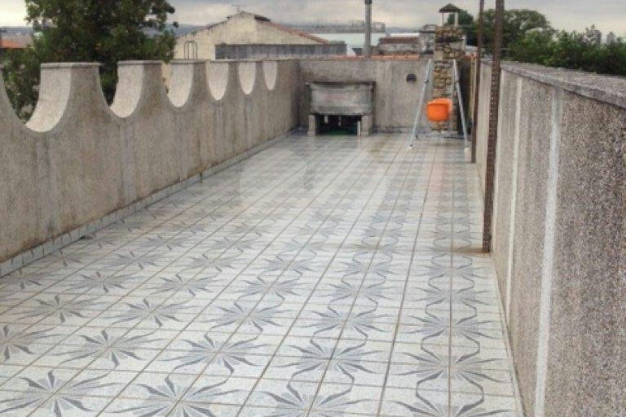 Casa à venda com 4 quartos, sendo 3 suítes, em Vila Paiva, São Paulo, SP