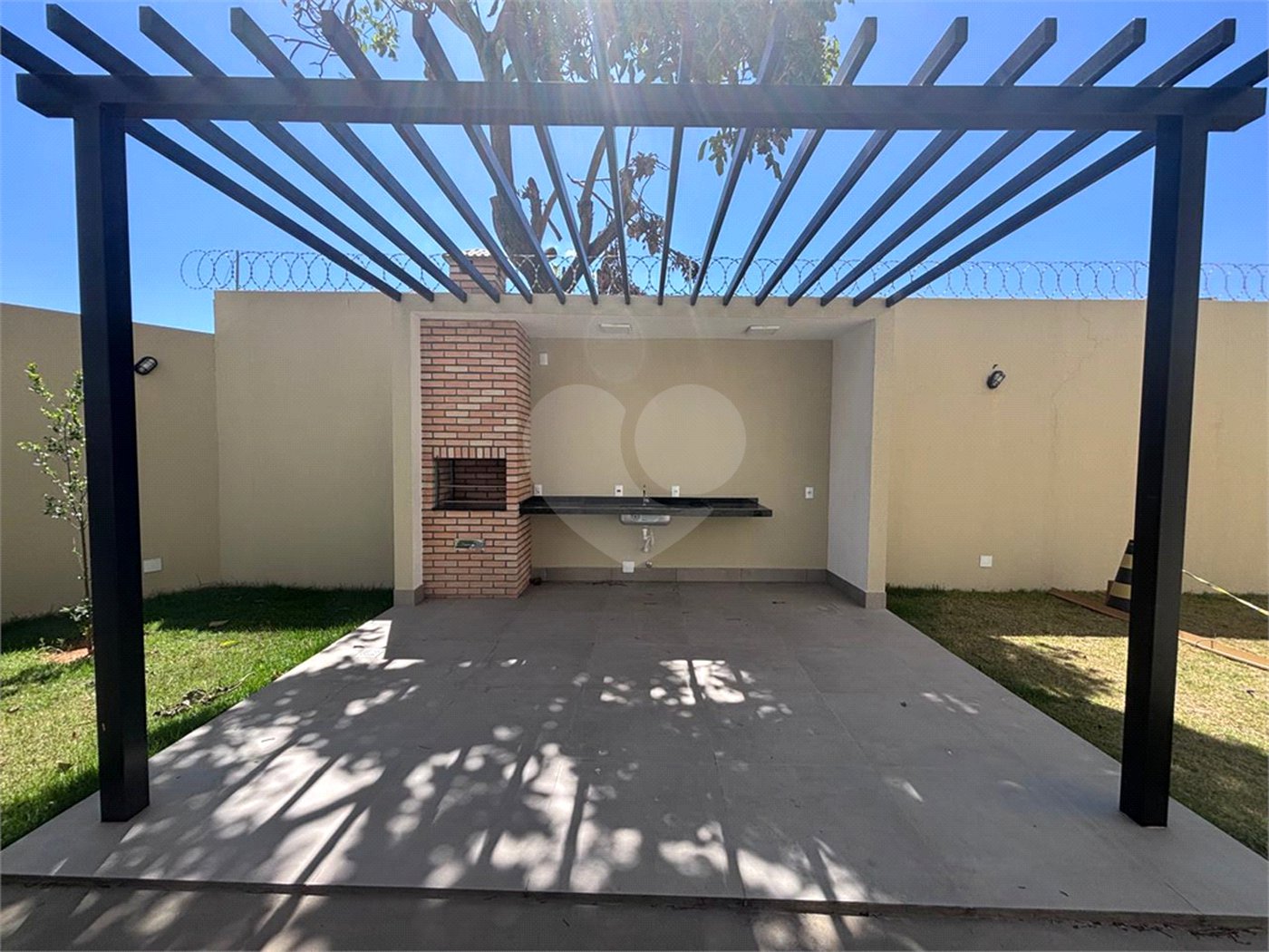 Apartamento à venda com 2 quartos, sendo 1 suíte,  em Vila Barão, Sorocaba, SP