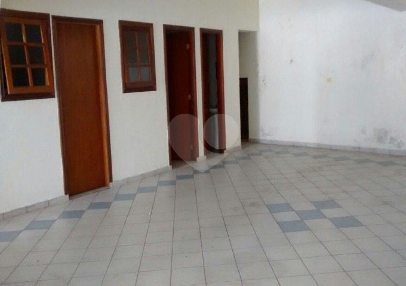 Sobrado à venda com 3 suítes em Jardim Peri, São Paulo, SP
