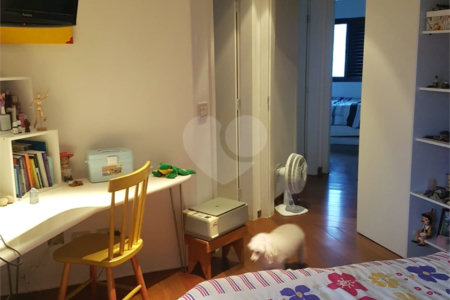 Apartamento à venda com 3 quartos, sendo 1 suíte, em Jardim São Paulo(zona Norte), São Paulo, SP