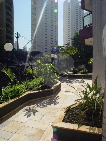 Apartamento à venda com 3 suítes em Vila Morumbi, São Paulo, SP