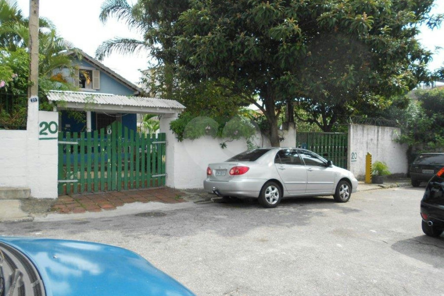 Sobrado à venda com 3 quartos, sendo 1 suíte,  em Vila Guilherme, São Paulo, SP