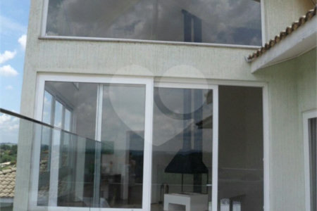 Casa à venda com 4 quartos, sendo 2 suítes, em Pinhal, Jarinu, SP