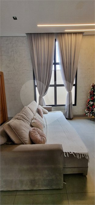 Casa à venda com 3 quartos, sendo 1 suíte, no condomínio Villas Mabel, Ribeirão Preto - SP