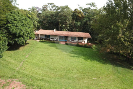 Chácara à venda com 5 quartos em Volta Grande (são João Novo), São Roque, SP