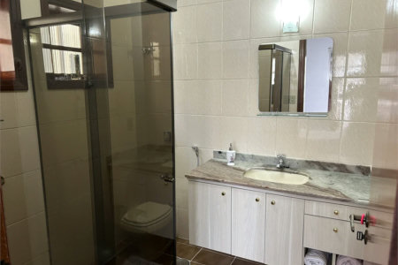 Sobrado à venda com 3 quartos, sendo 1 suíte, em Jardim das Vertentes, São Paulo, SP