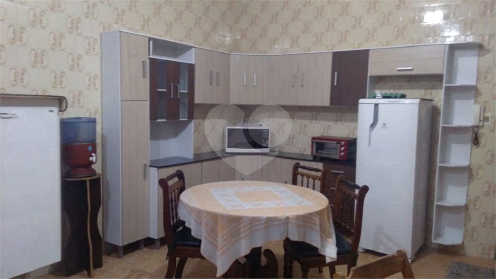 Casa Térrea à venda ou para alugar com 4 quartos, sendo 1 suíte, em Jardim Aeroporto, São Paulo, SP