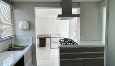 Apartamento à venda com 3 quartos, sendo 1 suíte, em Jardim da Glória, São Paulo, SP