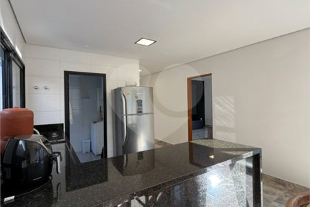 Sobrado à venda com 3 quartos, sendo 1 suíte, em Loteamento Parque Residencial Serras de Atibaia Ii, Atibaia, SP