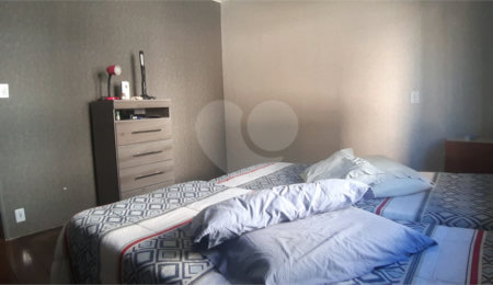 Sobrado à venda com 2 quartos em Santana, São Paulo, SP