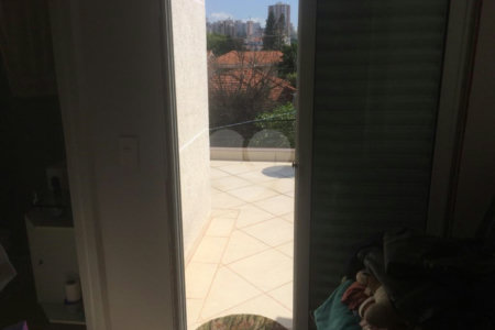 Casa à venda com 4 quartos, sendo 3 suítes, em Jardim São Paulo(zona Norte), São Paulo, SP