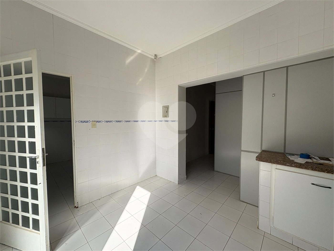 Ótima oportunidade para moradia ou investimento comercial!