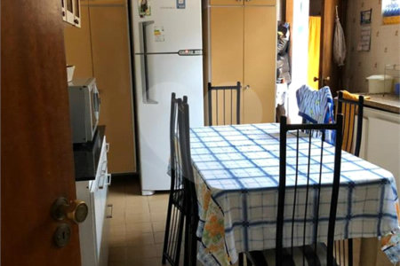 Sobrado à venda ou para alugar com 4 quartos, sendo 1 suíte, em Brooklin Paulista, São Paulo, SP