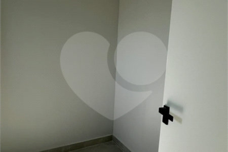 Casa à venda com 2 quartos, sendo 1 suíte,  no condomínio Portal dos Sabiás, Itu - SP