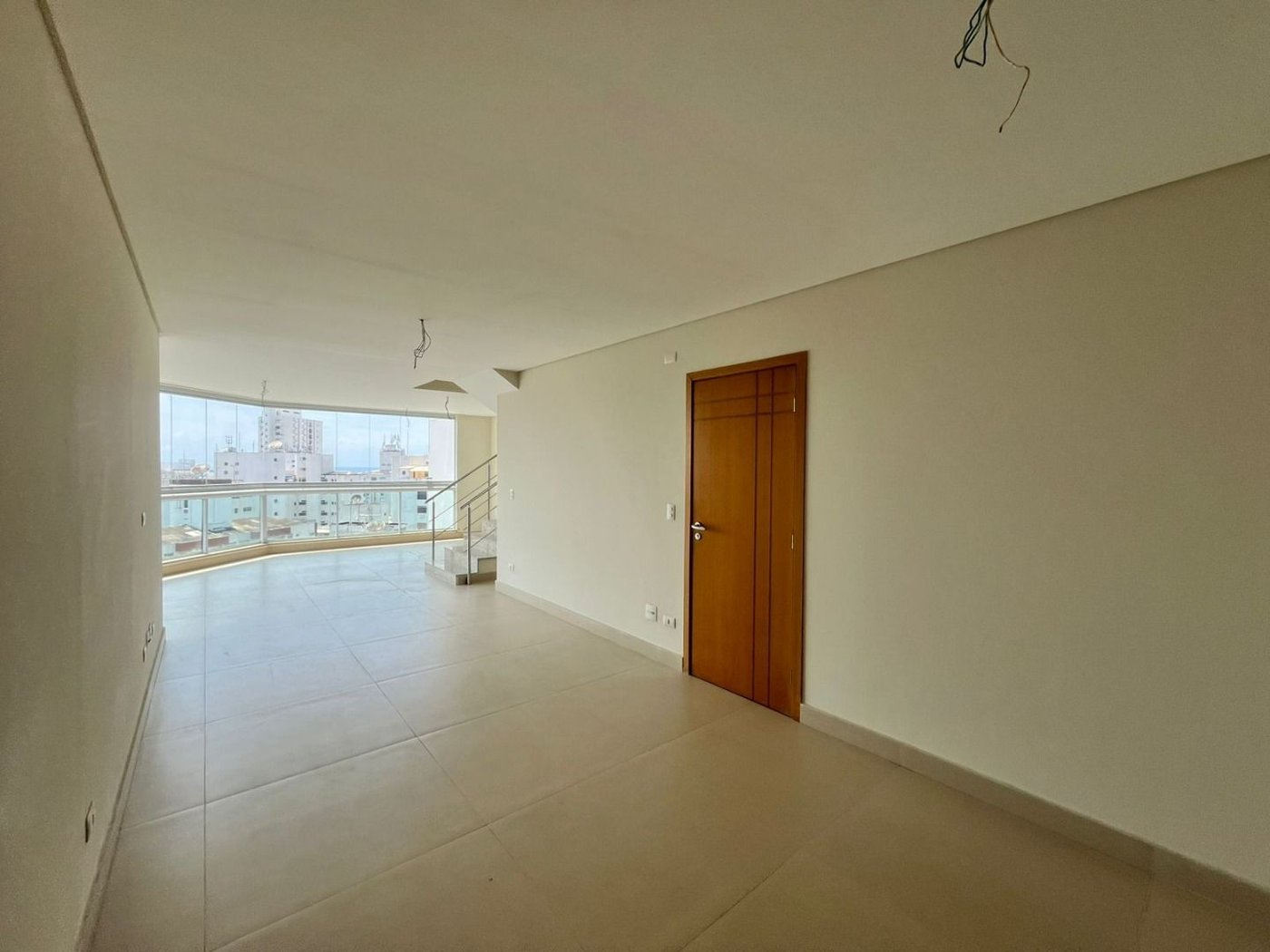 Cobertura com 3 dormitórios à venda, 270 m² por R$ 2.890.000,00 - Barra Funda - Guarujá/SP