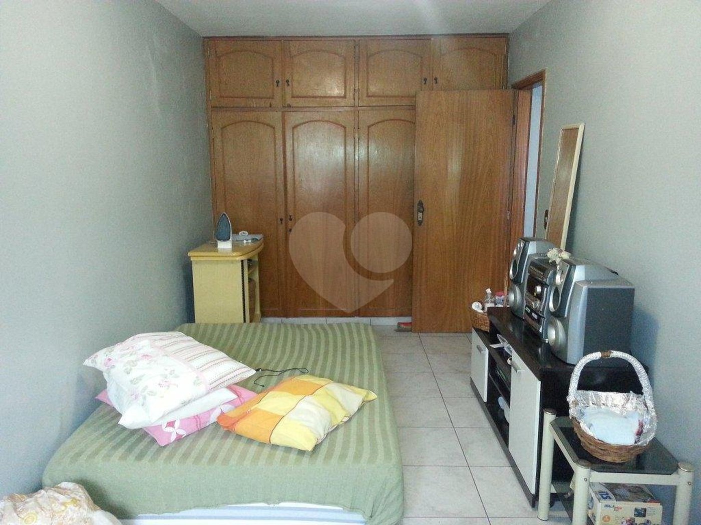 Sobrado à venda com 3 quartos, sendo 1 suíte, em Vila Galvão, Guarulhos, SP
