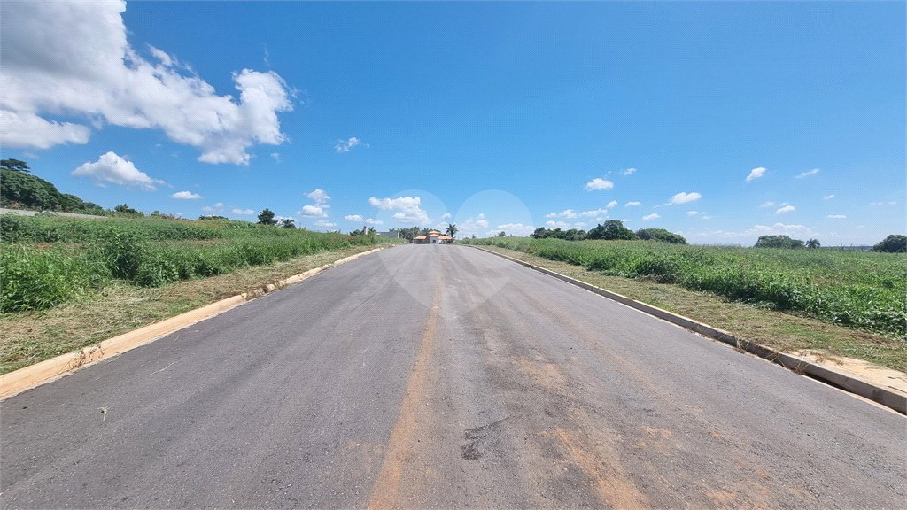 Terreno à venda no condomínio Vale do Sol, Araçoiaba da Serra - SP