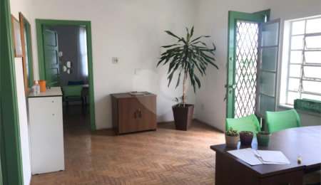 Sobrado à venda com 5 quartos, sendo 1 suíte,  em Santana, São Paulo, SP