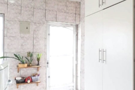 Sobrado à venda com 3 quartos, sendo 1 suíte,  em Vila Constança, São Paulo, SP
