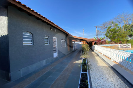 Casa Térrea para alugar com 3 quartos, sendo 1 suíte, em Jardim Alvinópolis, Atibaia, SP