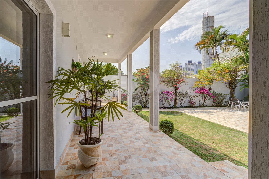 Casa à venda com 5 quartos, sendo 3 suítes, em Chácara Monte Alegre, São Paulo, SP