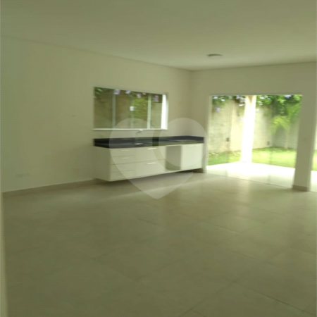 Casa à venda com 4 suítes no condomínio Saint Thomás Rua Uruana,9, Carapicuíba - SP