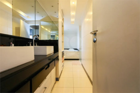 Cobertura à venda ou para alugar com 3 suítes em Vila Suzana, São Paulo, SP