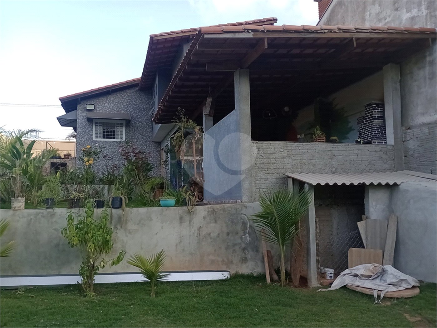 Chácara à venda com 5 quartos, sendo 1 suíte, em Jardim Marabá, Itapetininga, SP