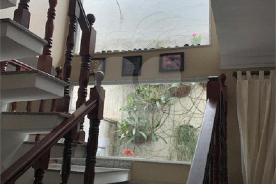 Sobrado à venda com 3 quartos, sendo 1 suíte, em Tremembé, São Paulo, SP