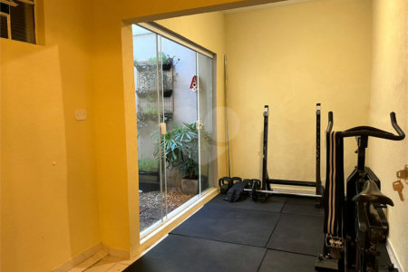 Casa à venda com 2 suítes em Jardim Santa Rosália, Sorocaba, SP