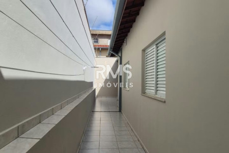 Casa à venda com 3 quartos, sendo 1 suíte,  em São Luiz, Itu, SP