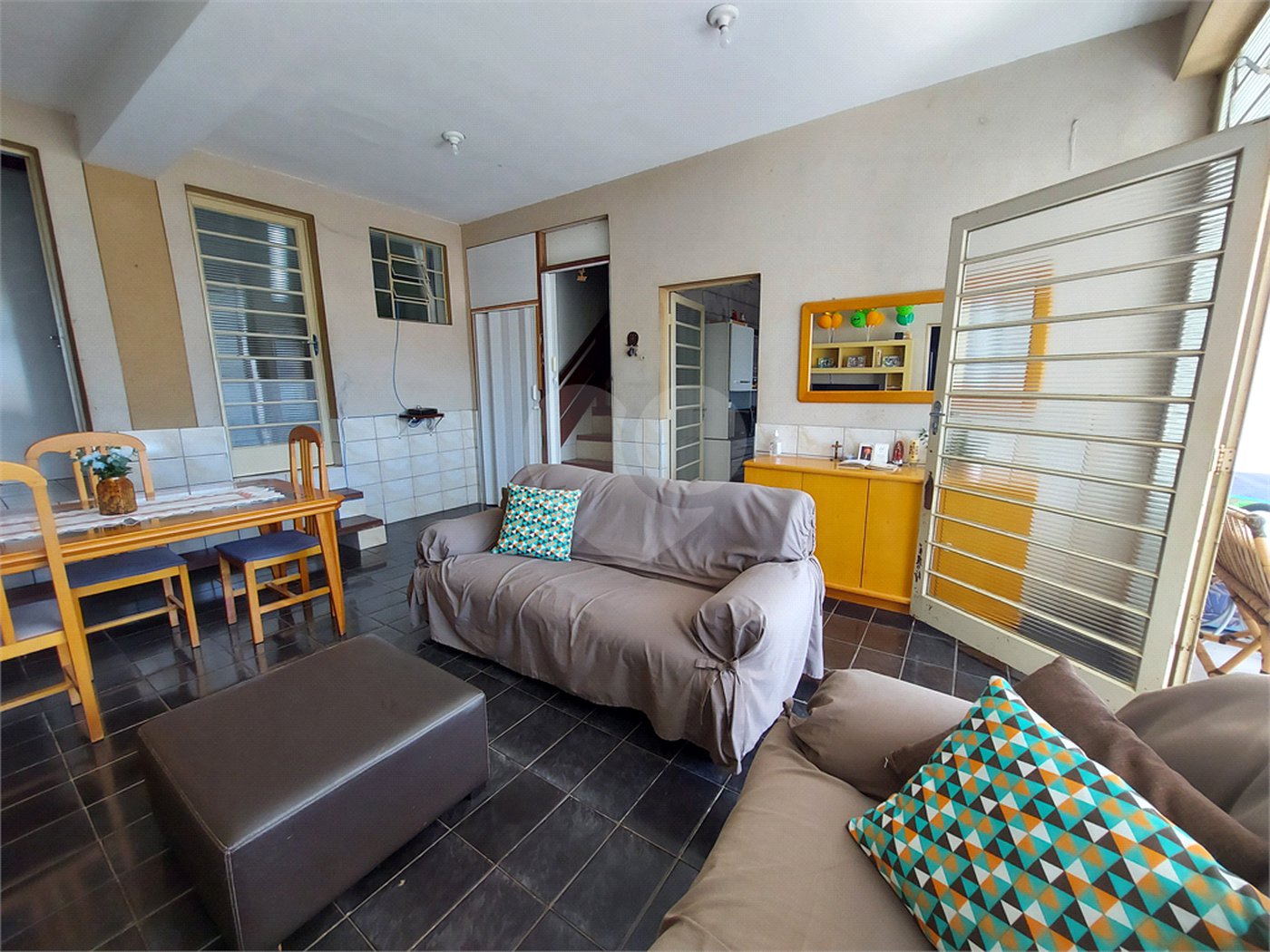 Casa à venda com 5 quartos, sendo 1 suíte, em Santa Claudina, Vinhedo, SP
