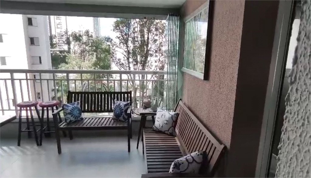 Apartamento à venda com 2 quartos, sendo 1 suíte,  em Vila Andrade, São Paulo, SP
