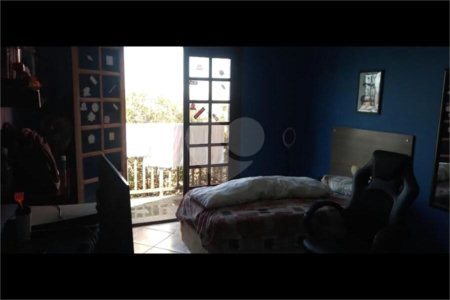 Sobrado à venda com 4 quartos em Vila Santa Edwiges, São Paulo, SP