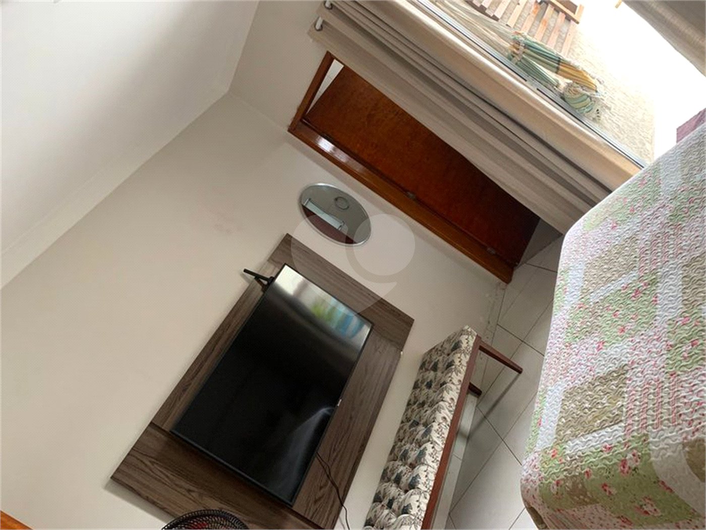 Sobrado à venda com 4 quartos, sendo 1 suíte, em Horto, São Paulo, SP