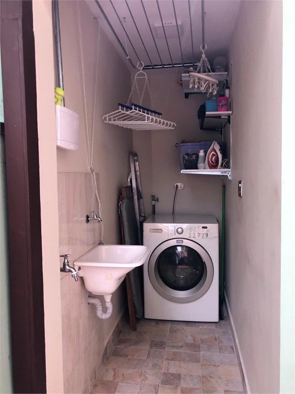 Sobrado à venda com 3 quartos, sendo 1 suíte, em Brooklin Paulista, São Paulo, SP