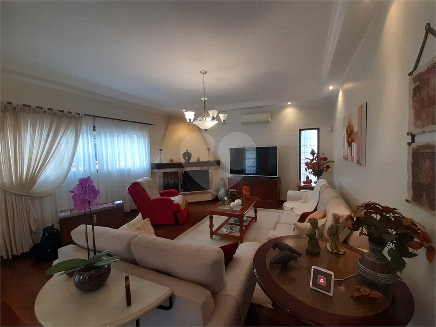 Casa à venda com 4 quartos, sendo 2 suítes,  em Jardim Floresta, São Paulo, SP