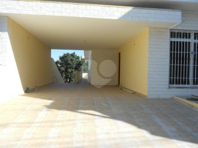 Casa à venda com 3 suítes em Vila Gustavo, São Paulo, SP