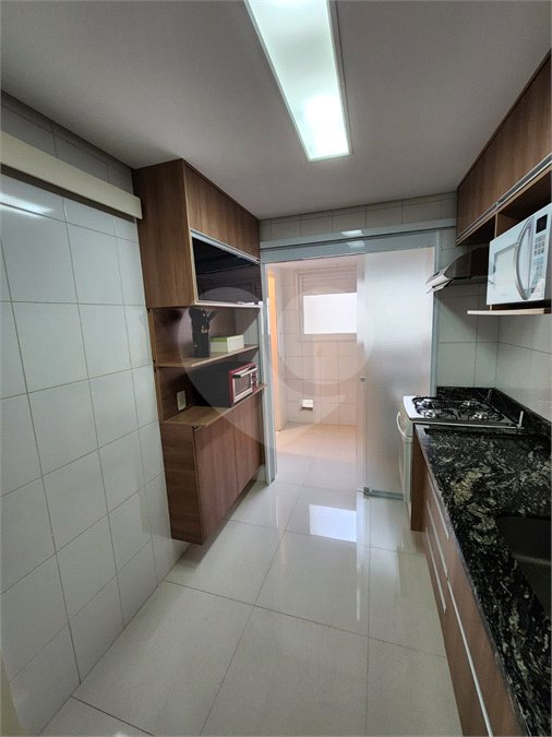 Apartamento à venda com 3 suítes em Vila Suzana, São Paulo, SP