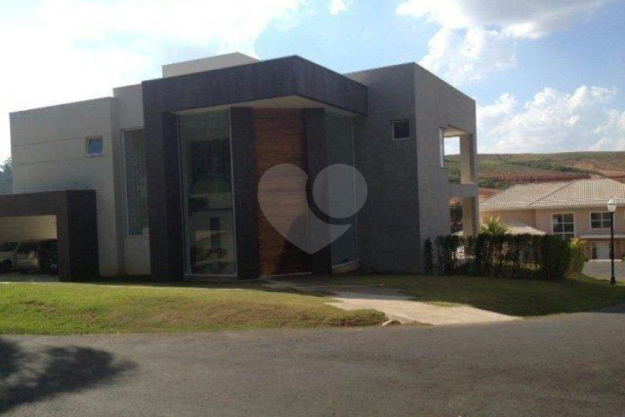 Sobrado à venda com 4 suítes em Posse Nova, Itupeva, SP