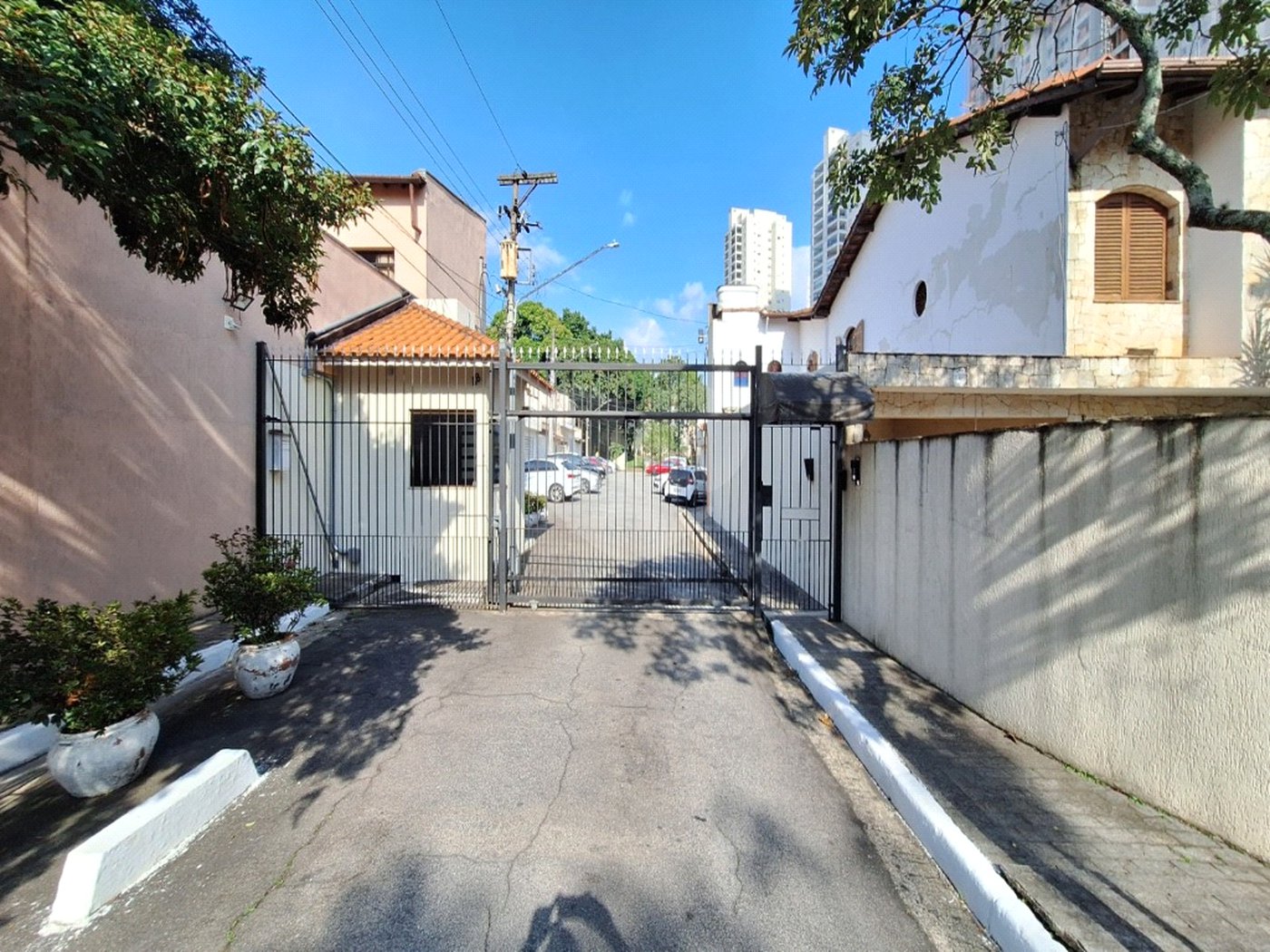 Casa à venda com 3 quartos, sendo 1 suíte,  no condomínio Conjunto Residencial Independencia, São Paulo - SP