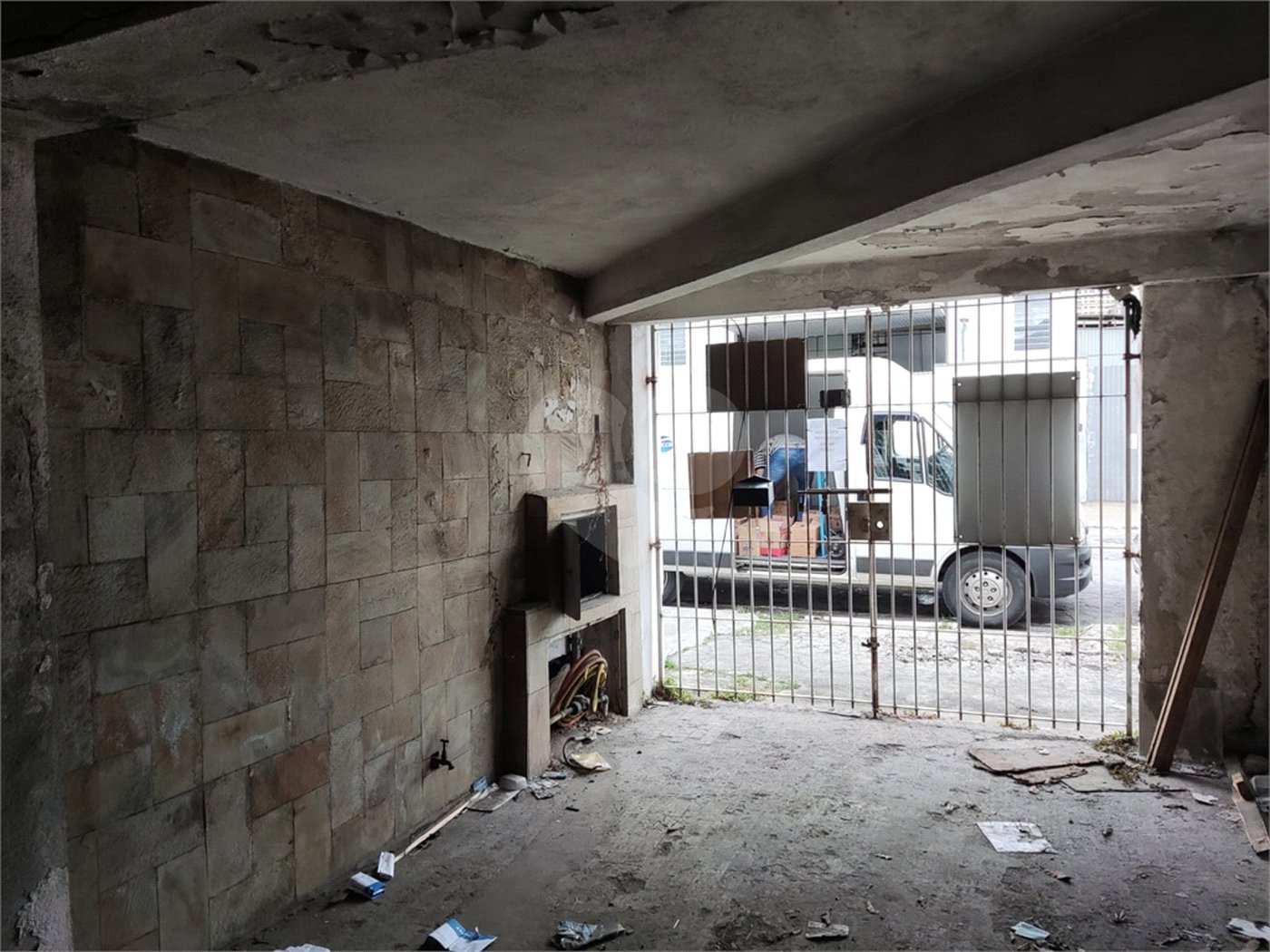 Casa à venda com 4 quartos em Vila Anastácio, São Paulo, SP
