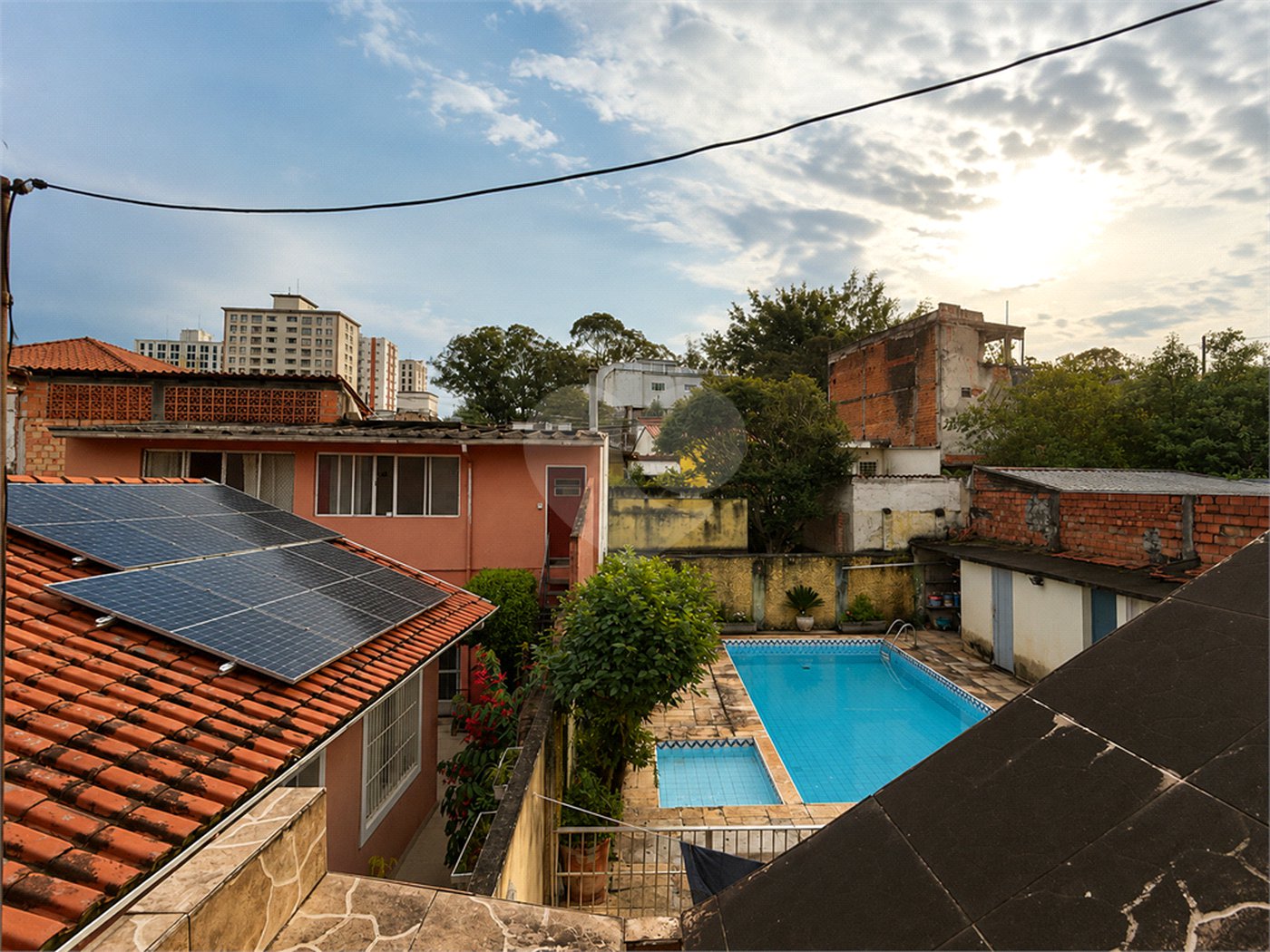 Casa de Vila à venda com 4 quartos, sendo 1 suíte, em Cupecê, São Paulo, SP